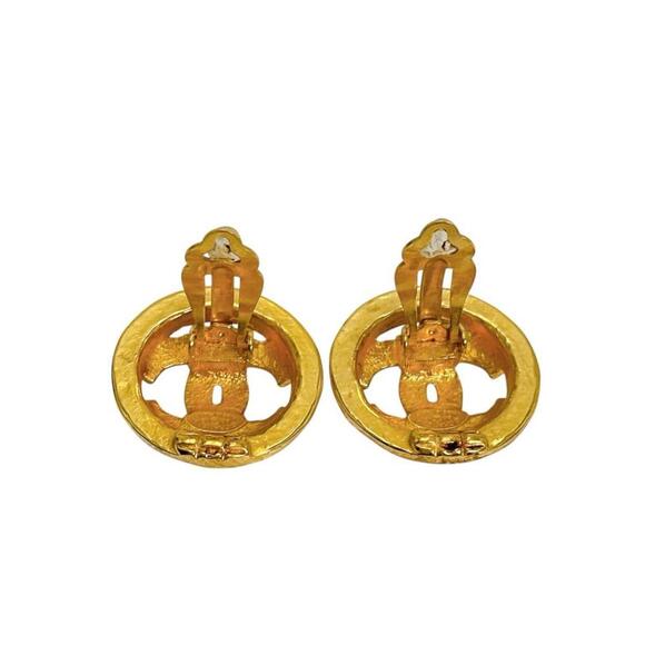 CHANEL Vintage Gold Logo Earrings - Picture 4 of 6